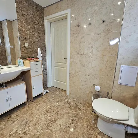Alex Place-central Apartment *