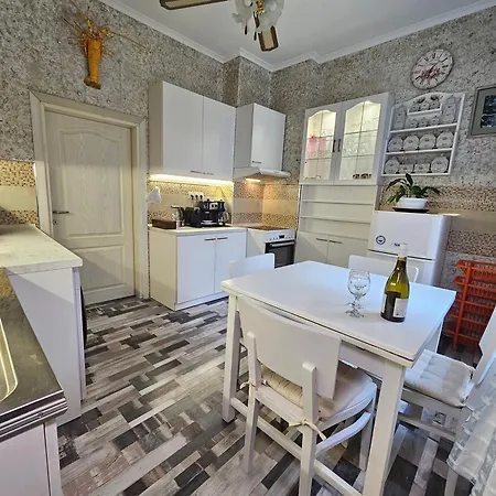Apartment Alex Place-central Sofia